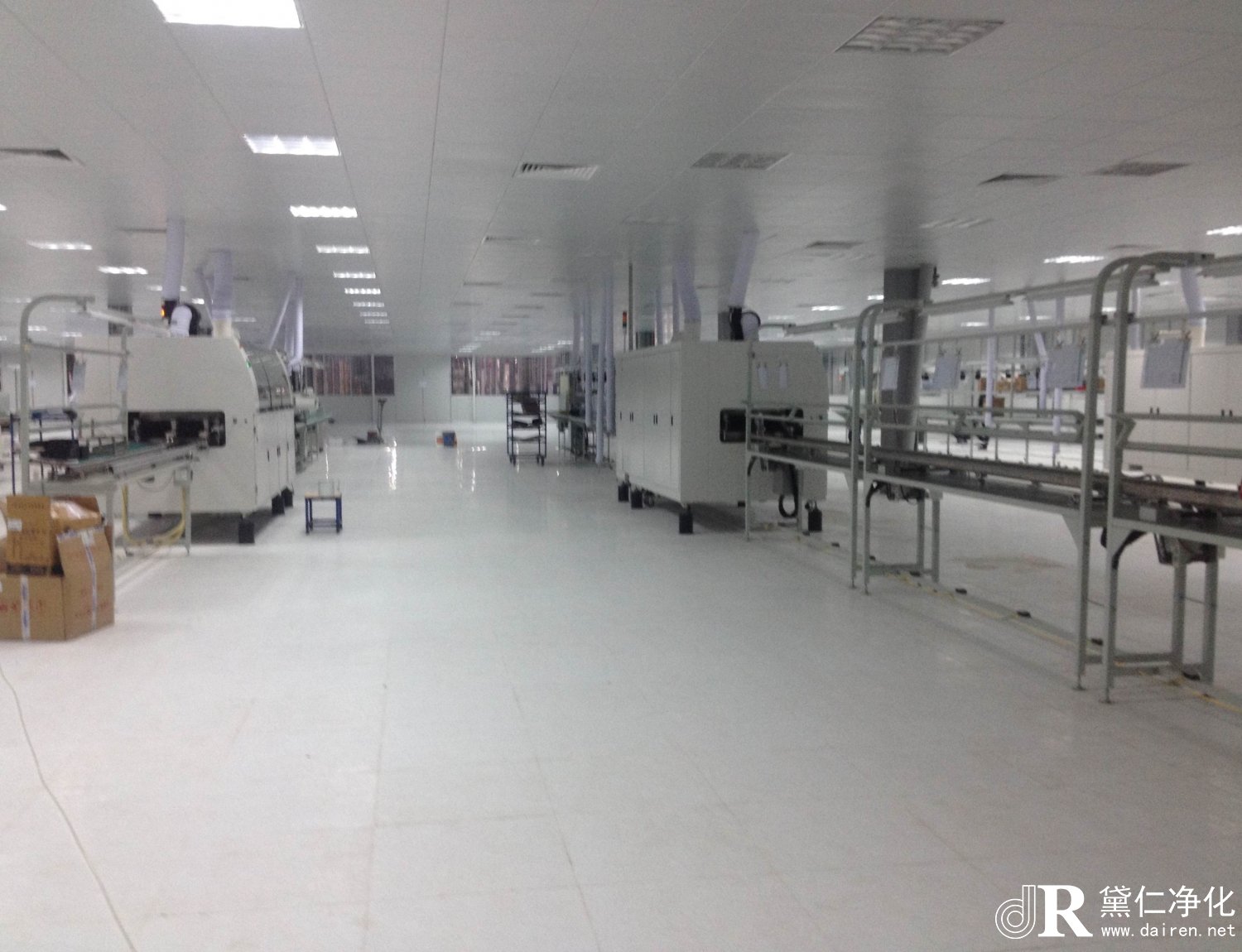 十萬級(jí)潔凈室室內(nèi)空氣參數(shù)的要求